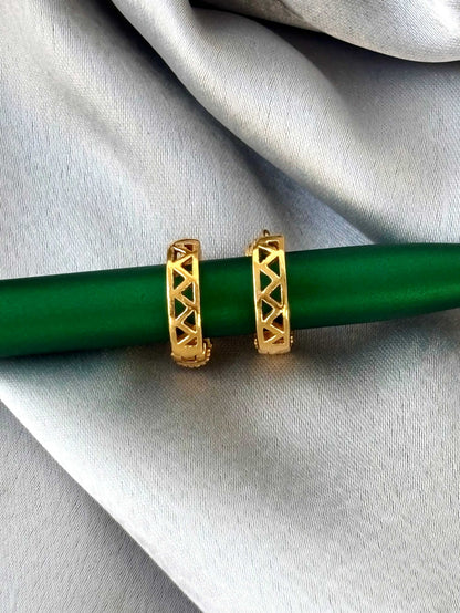 Single-Row Stone Gold-Plated Huggies