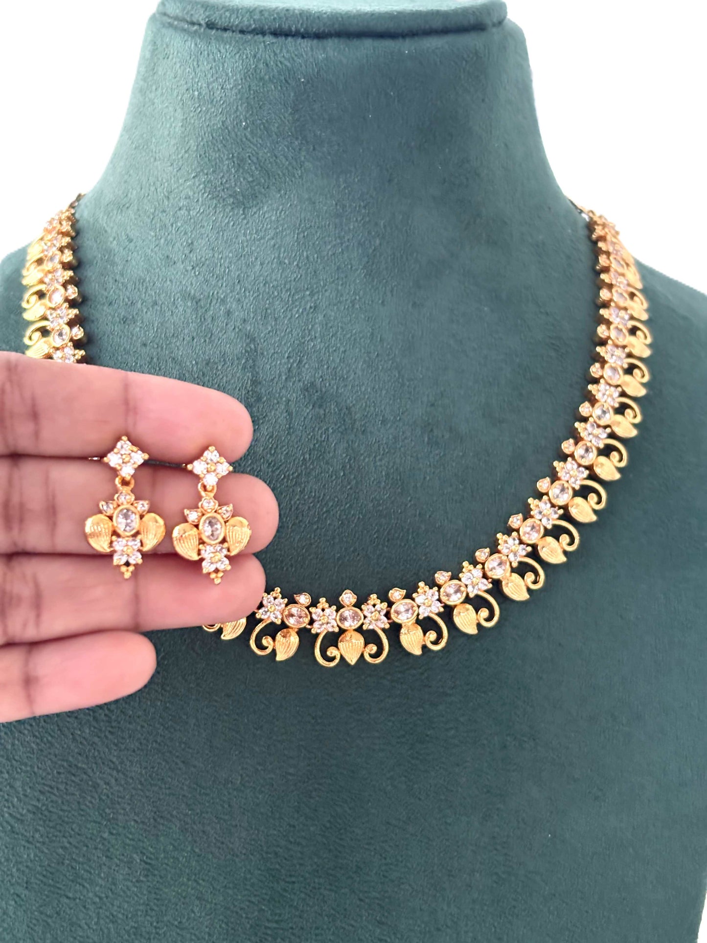 Intricate Floral Leaf Gold-Plated Necklace