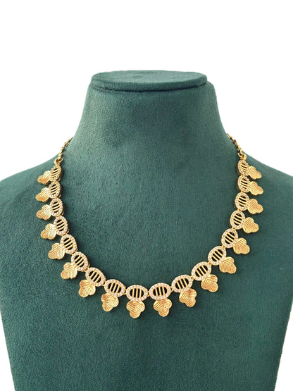 Textured AD Stone Leaf Motif Necklace