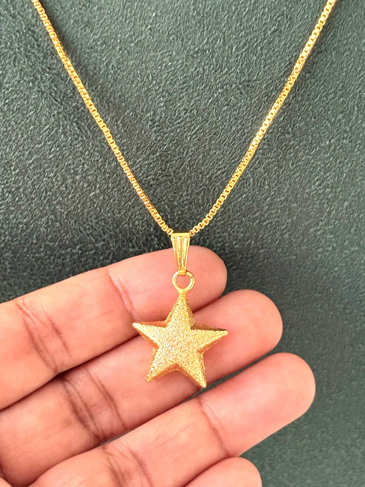Gold-Plated Textured Star Pendant Necklace