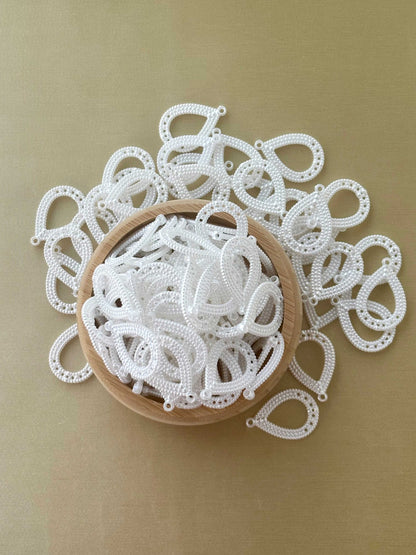 Pearl Beaded Teardrop Frame Connectors