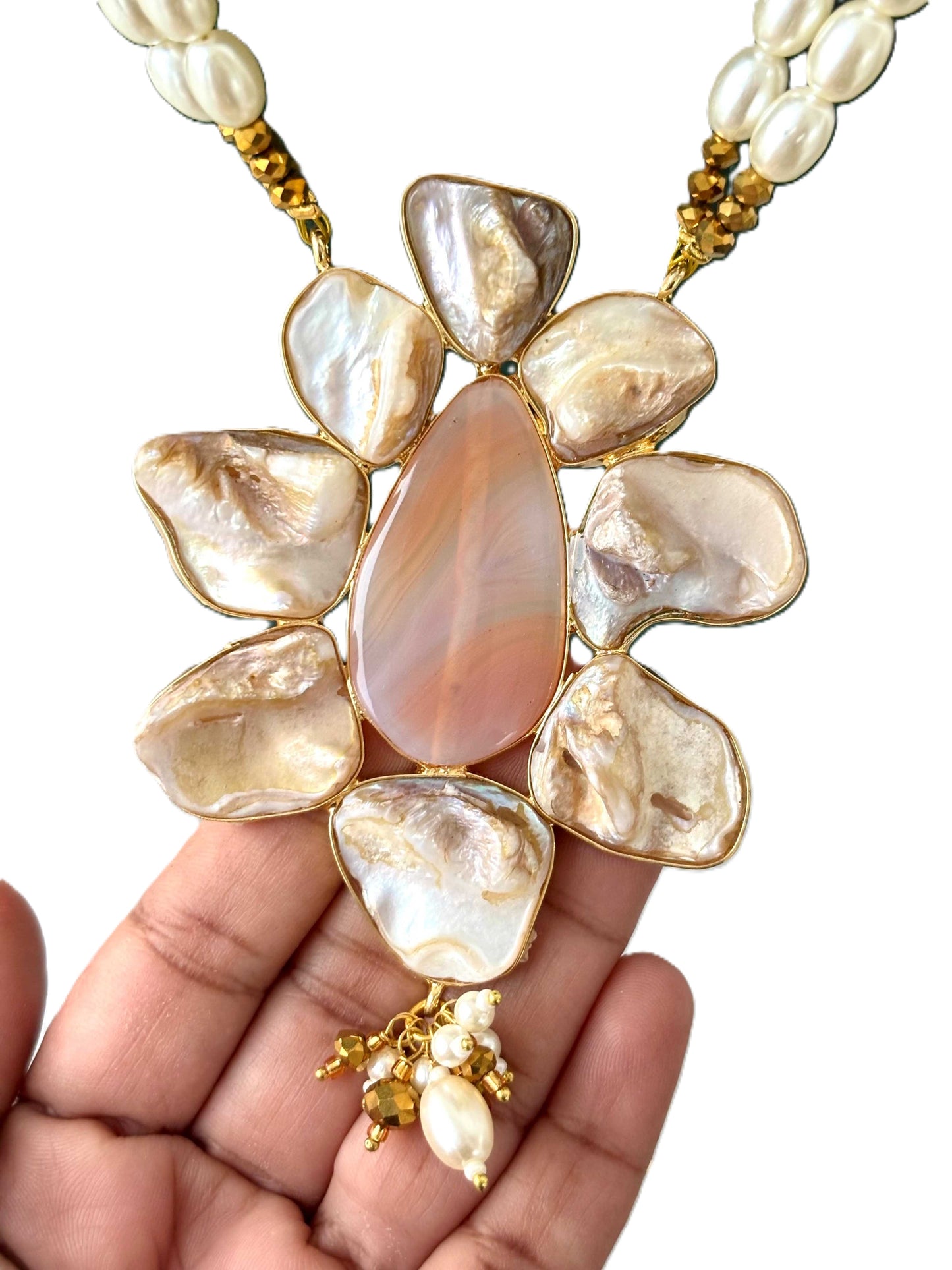 Pearl and Marbled Flower Pendant Necklace 1