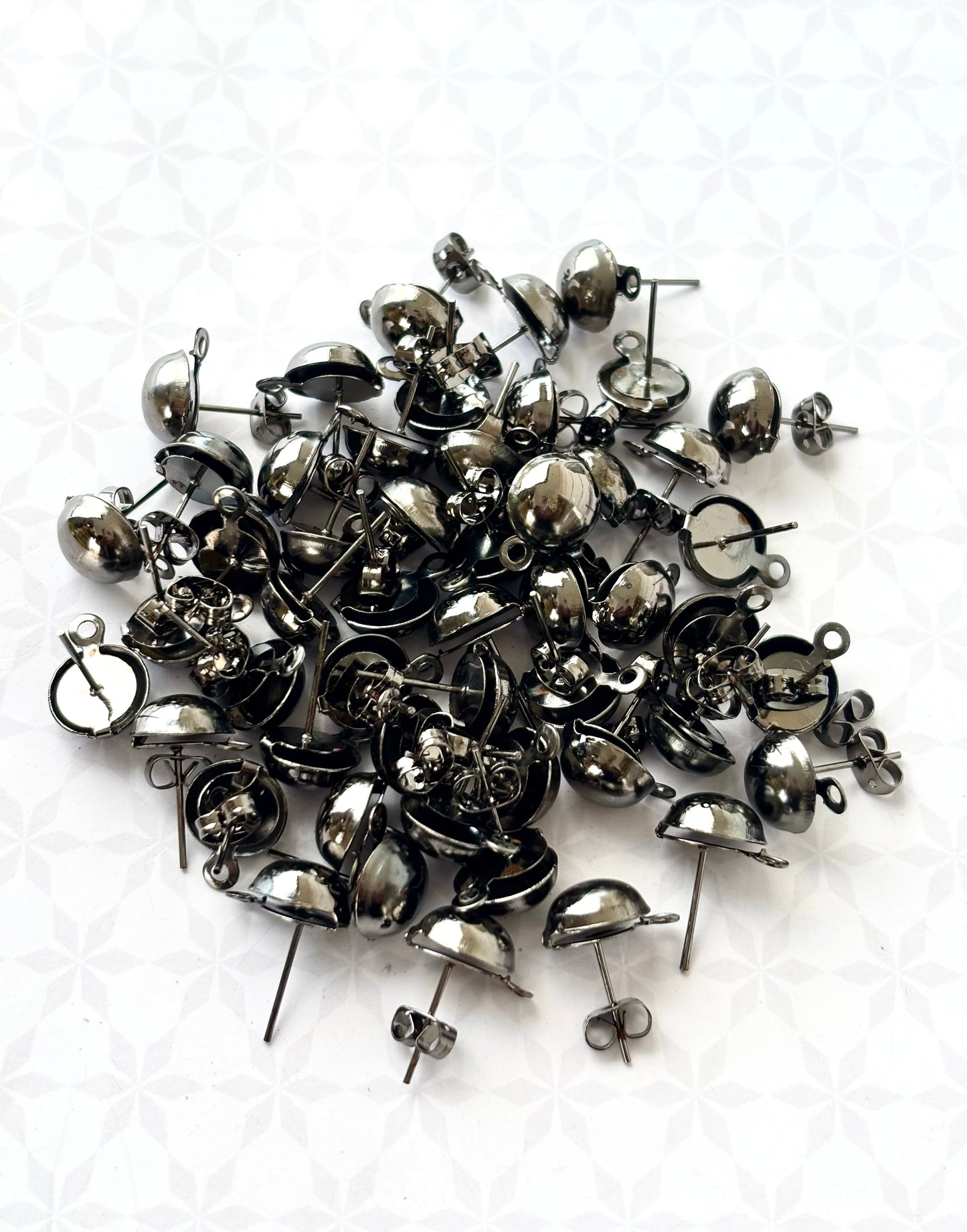 Black Color Stud Earring Bases with Loop