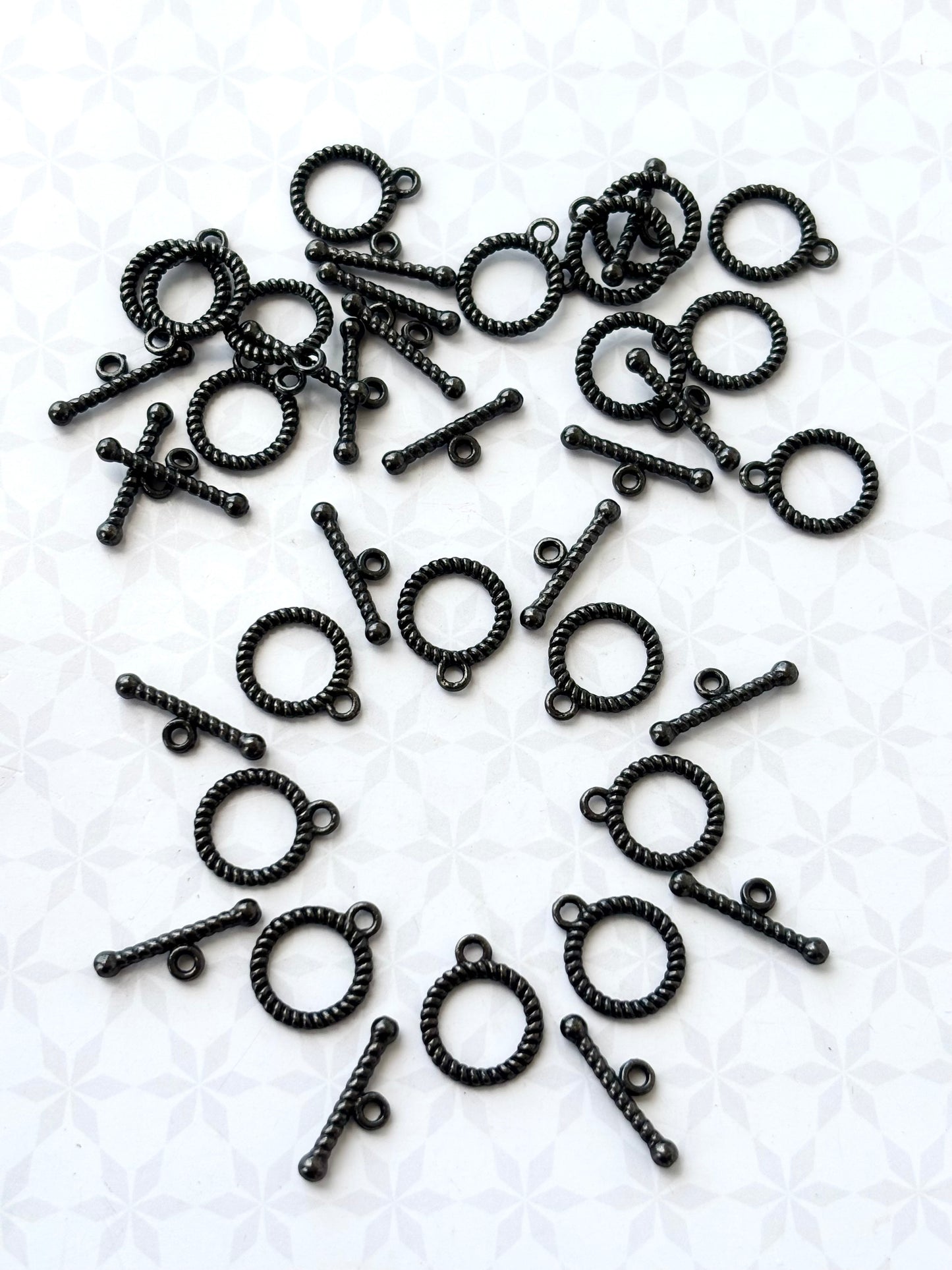 Decorative Black Metal Toggle Clasps