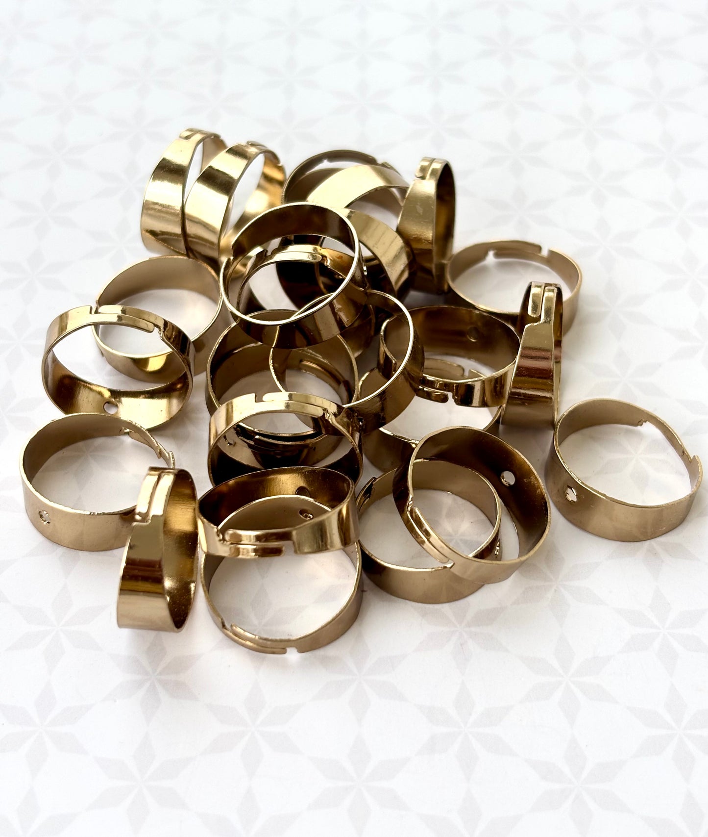 Mehandhi Color Wide Adjustable Ring Base