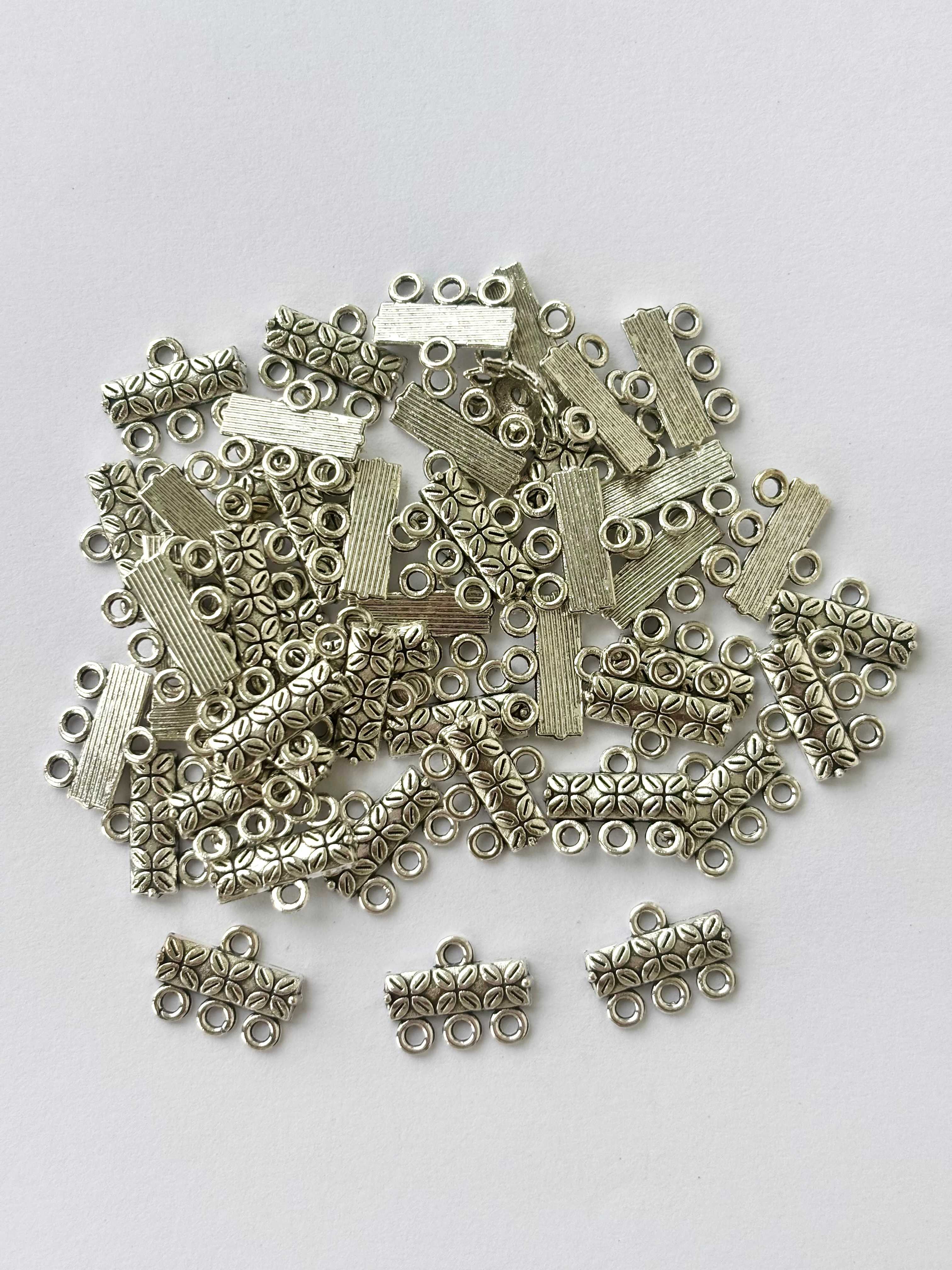 Silver Finished Textured Three Hole Spacer Connectors