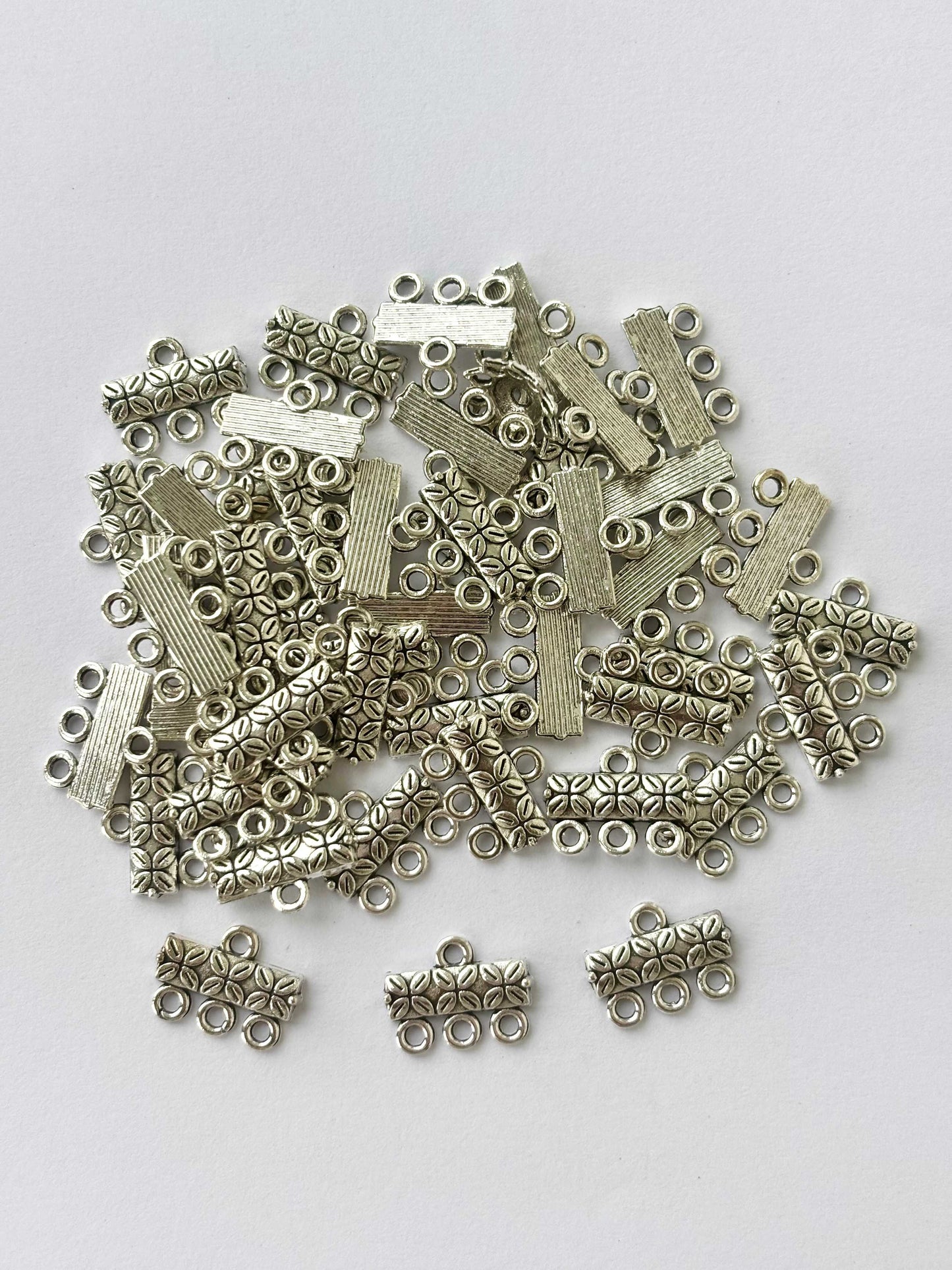 Silver Finished Textured Three Hole Spacer Connectors