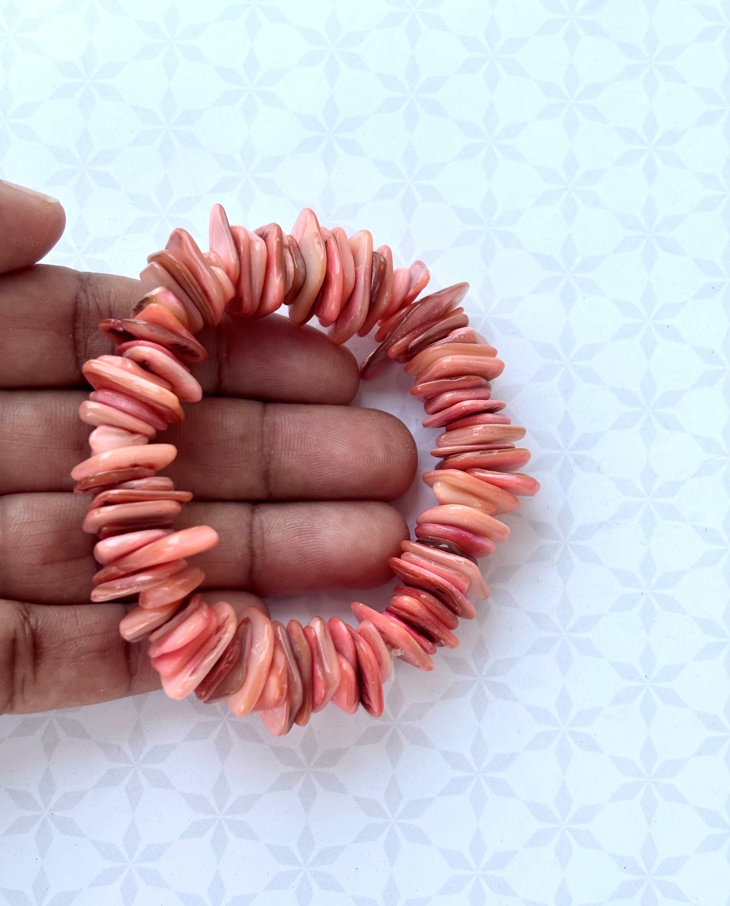 Peach Shell Chip Stretch Bracelet