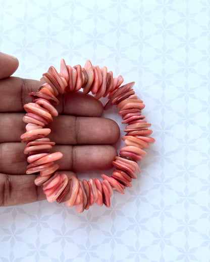 Peach Shell Chip Stretch Bracelet