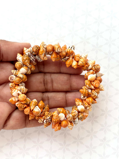 Natural Conch Shell Bead Stretch