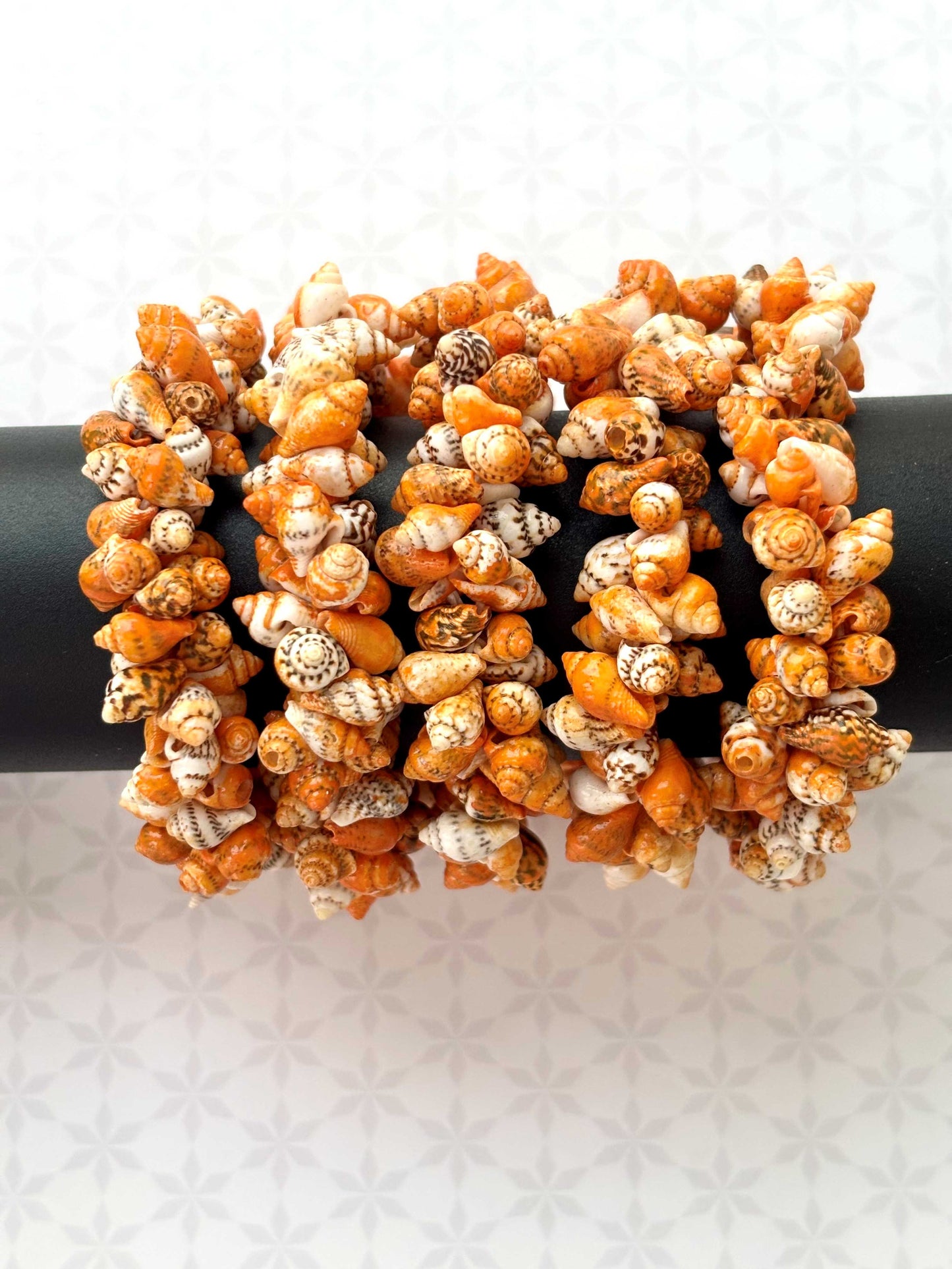 Natural Conch Shell Bead Stretch