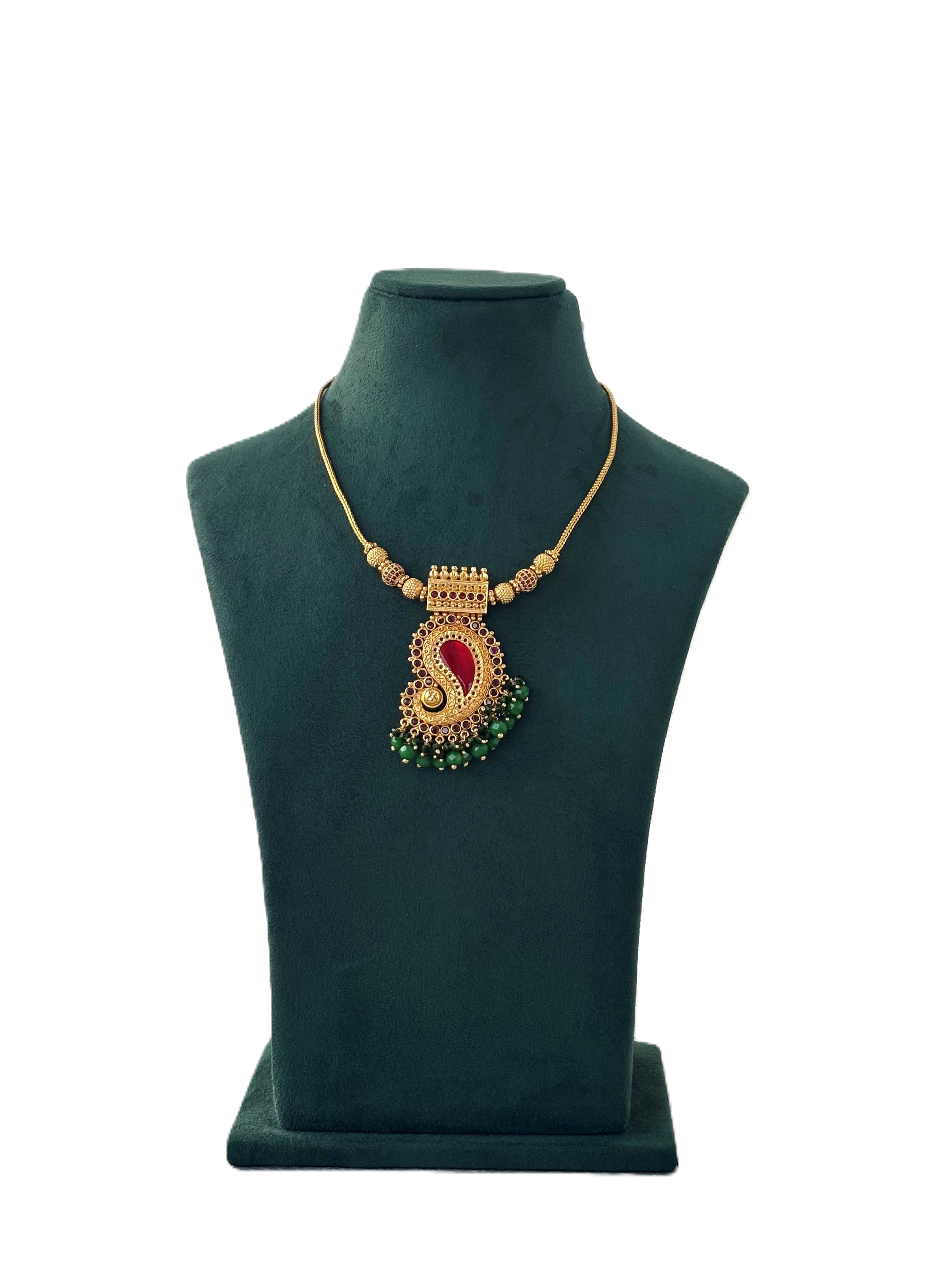 Gold-Plated Palakka Necklace with Green Crystals