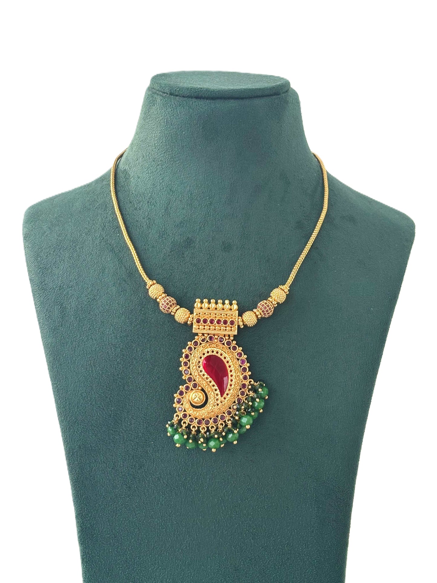 Gold-Plated Palakka Necklace with Green Crystals