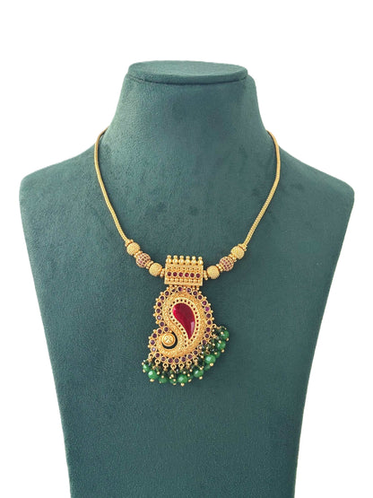 Gold-Plated Palakka Necklace with Green Crystals