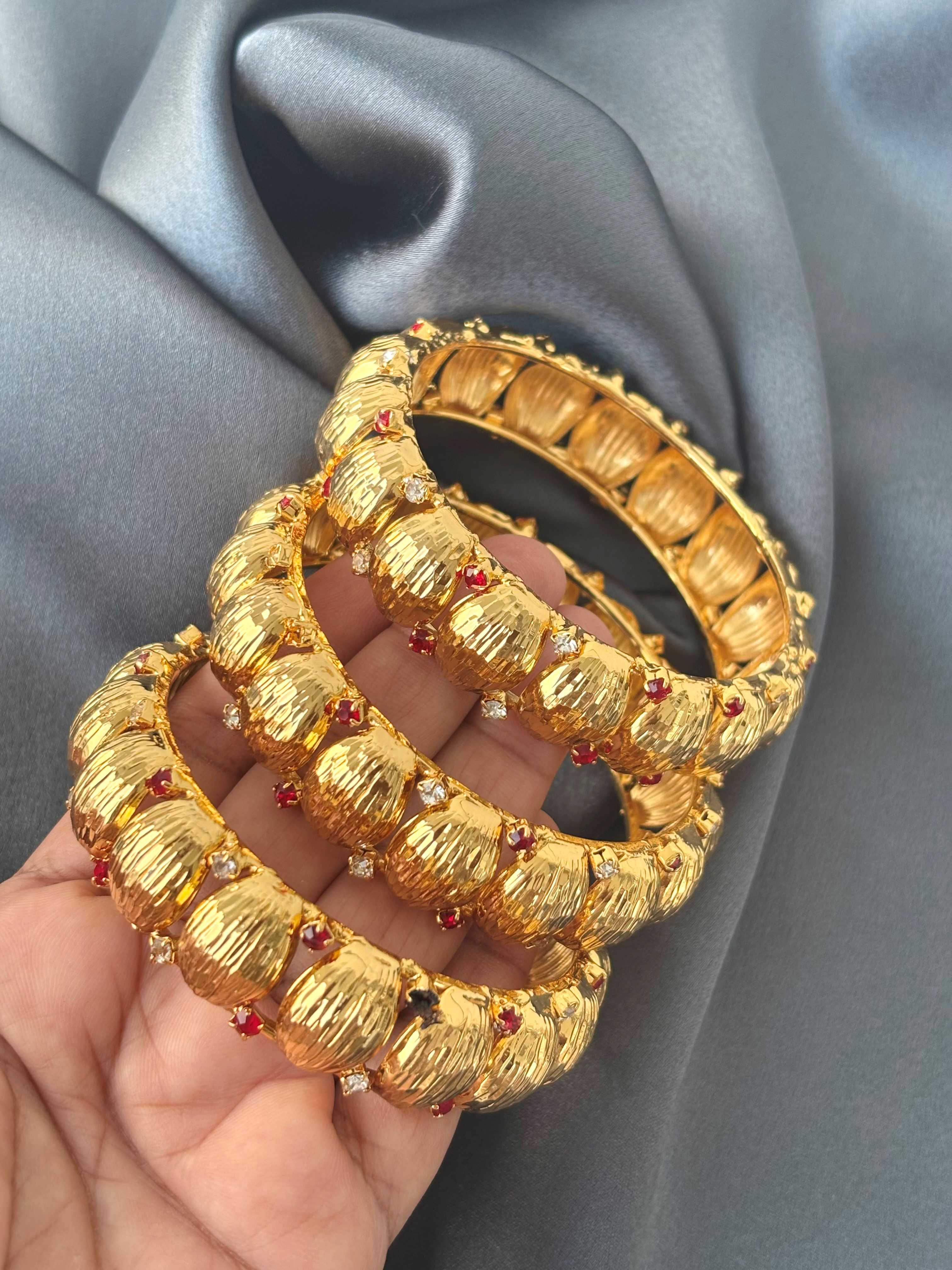 Premium Gold-Plated Ribbed Bangles